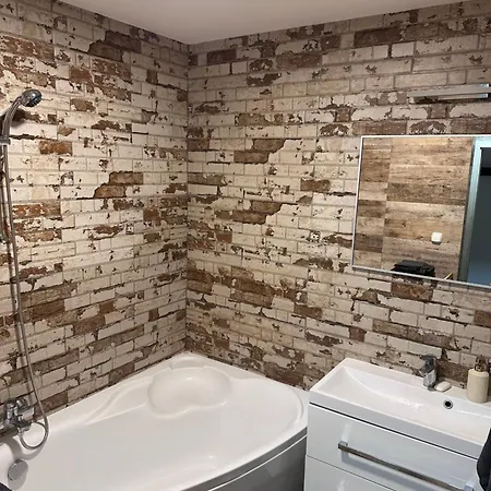 Exkluzivny V Centre Michaloviec * Nagymihály